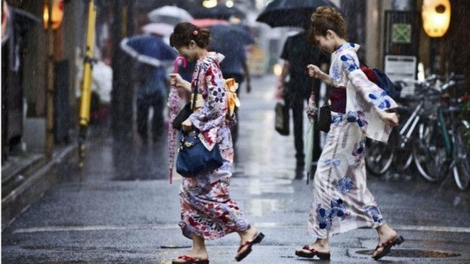 Bão Nangka đổ bộ vào miền Tây Nhật Bản gây nhiều thương vong ảnh 1