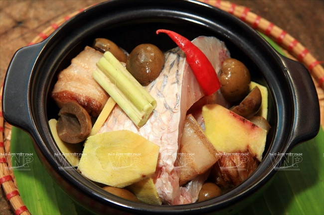 Chảy nước miếng với món cá kho trám ăn cùng cơm trắng ảnh 3