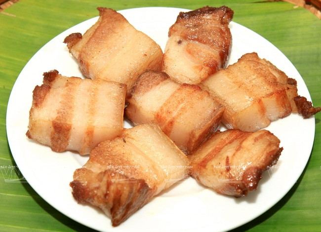 Chảy nước miếng với món cá kho trám ăn cùng cơm trắng ảnh 2