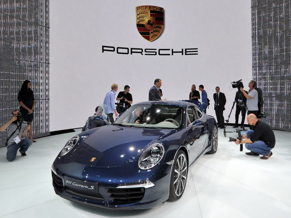 Porsche đầu tư hơn 1 tỷ euro để mở rộng nhà máy sản xuất ảnh 1