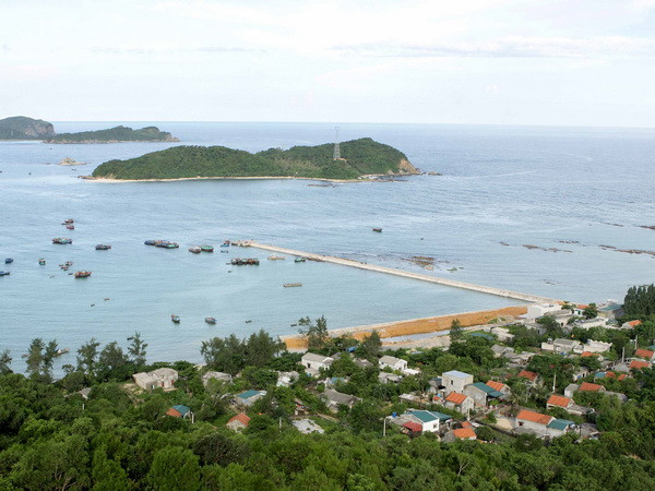 Khám phá sự hấp dẫn trong vẻ đẹp hoang sơ của đảo Cô Tô ảnh 1