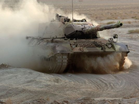 Vụ sáp nhập đình đám của 2 tập đoàn sản xuất vũ khí Đức và Pháp ảnh 1