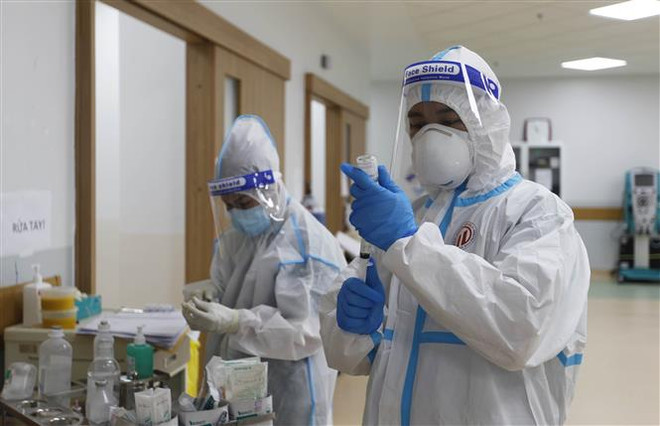 Thành phố Hồ Chí Minh: Dịch COVID-19 vẫn còn phức tạp, khó lường​ ảnh 1