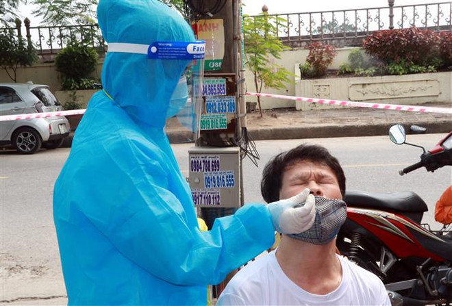 Xuất hiện ổ dịch COVID-19 phức tạp, Nam Định phong tỏa tạm thời một xã ảnh 1