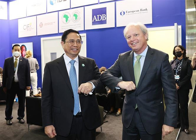 Thủ tướng gặp lãnh đạo Séc, Armenia, tiếp Tổng Giám đốc điều hành WB ảnh 1