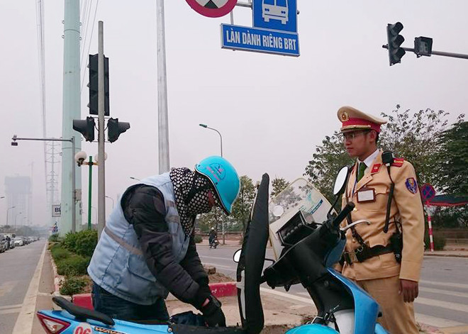 Xử phạt đi vào làn BRT: Người vi phạm biết sai nhưng vẫn đi liều ảnh 2