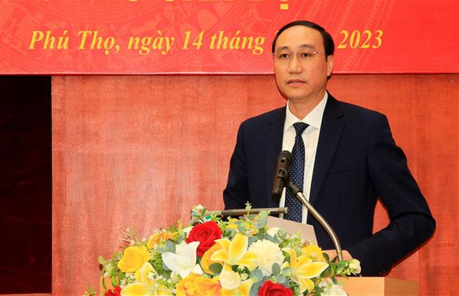 Phó Bí thư Tỉnh ủy Phú Thọ Phùng Khánh Tài phát biểu nhận nhiệm vụ. (Ảnh: Trung Kiên/TTXVN) Ông Phùng Khánh Tài giữ chức Phó Bí thư Tỉnh ủy Phú Thọ ảnh 2