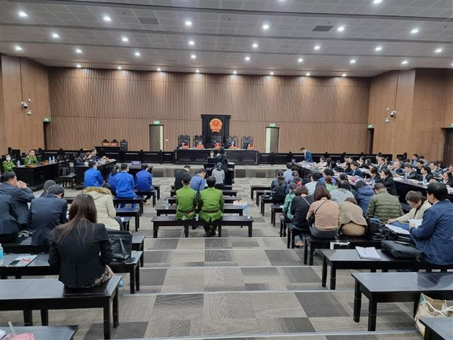 'Siêu lừa' Hà Thành xin lỗi các bị cáo, bị hại trong vụ án ảnh 1