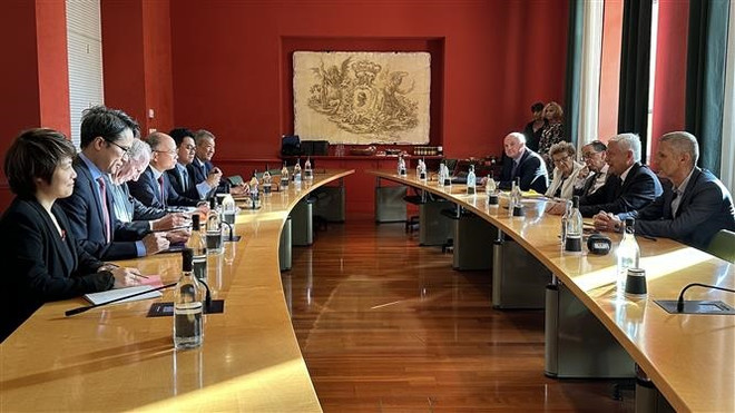 Đảo Corse của Pháp sẵn sàng chào đón các doanh nghiệp Việt Nam ảnh 1