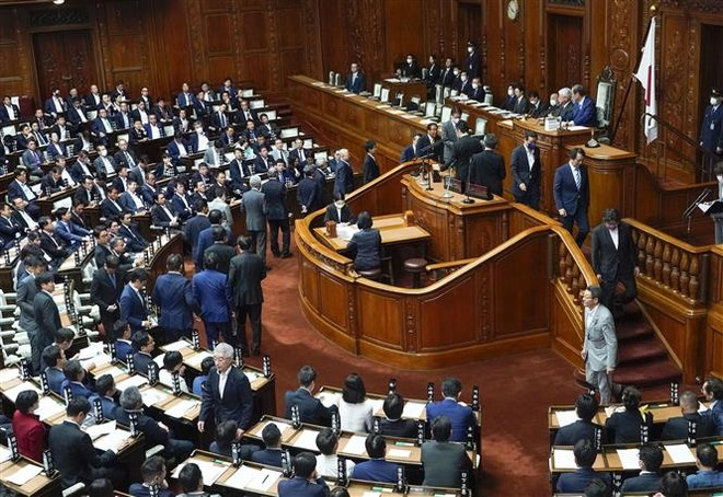 Nhật Bản: Thế cân bằng giữa đảng cầm quyền và đảng đối lập ảnh 1