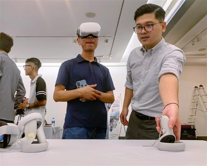 Ra mắt không gian triển lãm mỹ thuật trực tuyến đầu tiên tại Việt Nam ảnh 2