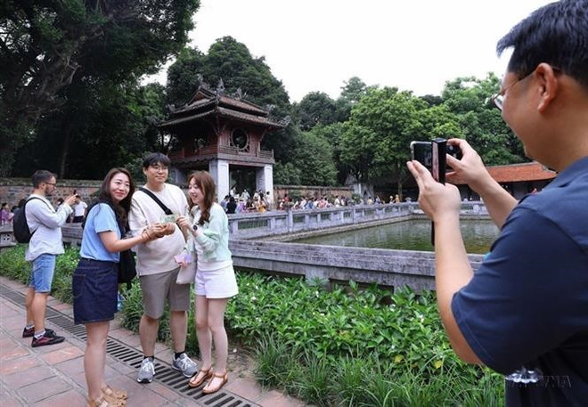 69 năm Ngày Giải phóng Thủ đô: Hà Nội vươn mình mạnh mẽ ảnh 3