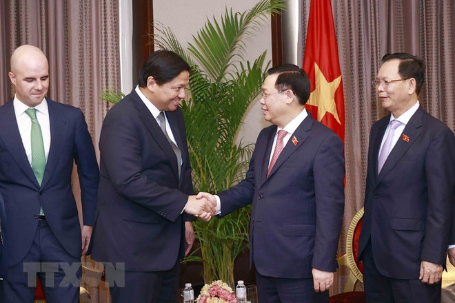 Chủ tịch Quốc hội tiếp lãnh đạo một số tập đoàn lớn của Philippines ảnh 2