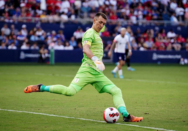 Thủ môn Uruguay Sergio Rochet đánh giá cao đội tuyển Hàn Quốc ảnh 1