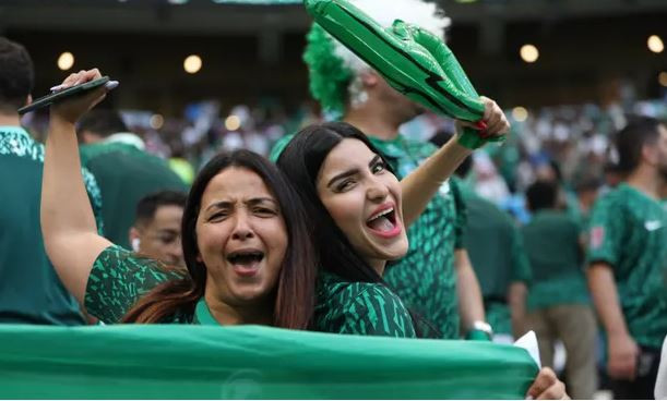 Niềm vui chiến thắng của Saudi Arabia lan tỏa khắp thế giới Arab ảnh 1