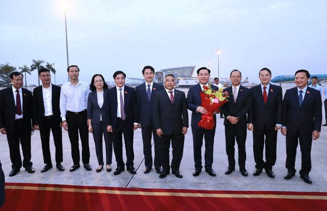 Lễ tiễn Chủ tịch Quốc hội Vương Đình Huệ tại Sân bay quốc tế Nội Bài ảnh 3