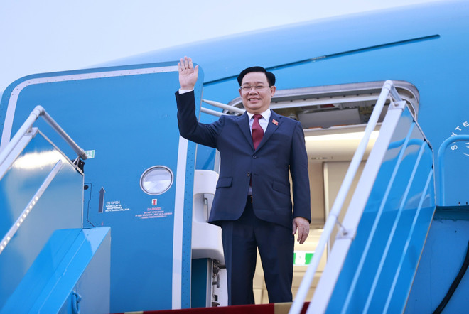 Lễ tiễn Chủ tịch Quốc hội Vương Đình Huệ tại Sân bay quốc tế Nội Bài ảnh 4