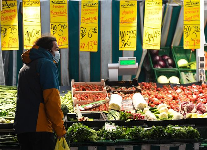 Giới tài chính dự báo những nguy cơ đối với kinh tế toàn cầu ảnh 1