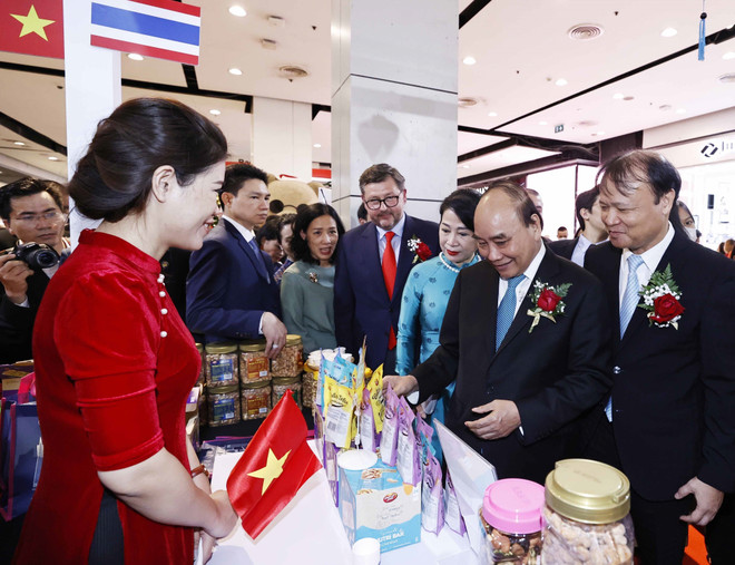Chủ tịch nước dự khai trương Tuần lễ hàng Việt Nam tại Thái Lan 2022 ảnh 2