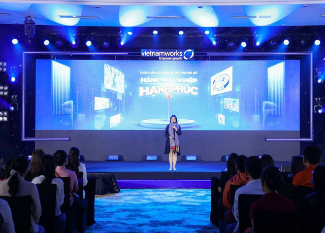 Lời khuyên từ các chuyên gia xây dựng hành trình sự nghiệp hạnh phúc ảnh 1