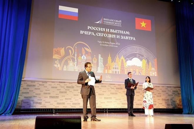 Đặc sắc ngày hội Việt Nam tại Đại học tổng hợp Tài chính của Nga ảnh 1