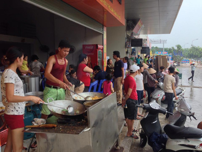 [Photo] Cuộc sống ở khu chung cư HH4a Linh Đàm xáo trộn sau vụ cháy ảnh 3