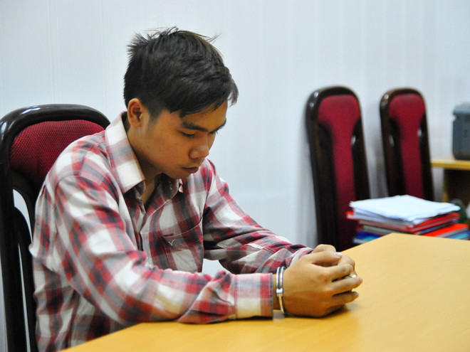 Bắt 2 đối tượng sinh viên tạt axít để trả thù "tình địch" ảnh 2