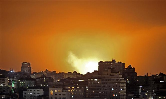 Israel tiến hành không kích Dải Gaza khiến 12 người thiệt mạng ảnh 1