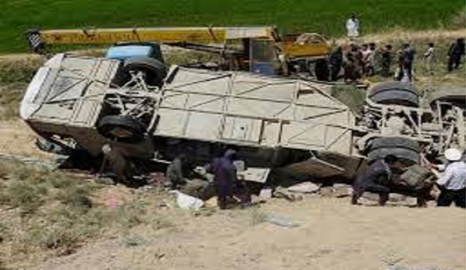 Lật xe tại Afghanistan khiến ít nhất 21 người thương vong ảnh 1