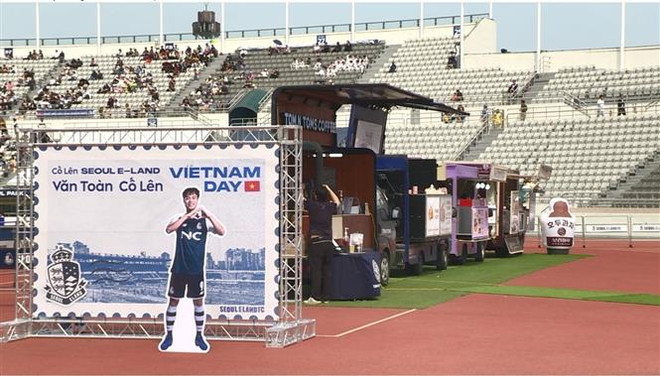 Đội bóng của Văn Toàn ở Hàn Quốc tổ chức 'Ngày Việt Nam' ảnh 1