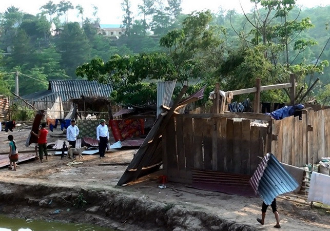 Hơn 2.000 ngôi nhà thiệt hại do mưa đá, lốc xoáy tại Điện Biên ảnh 1