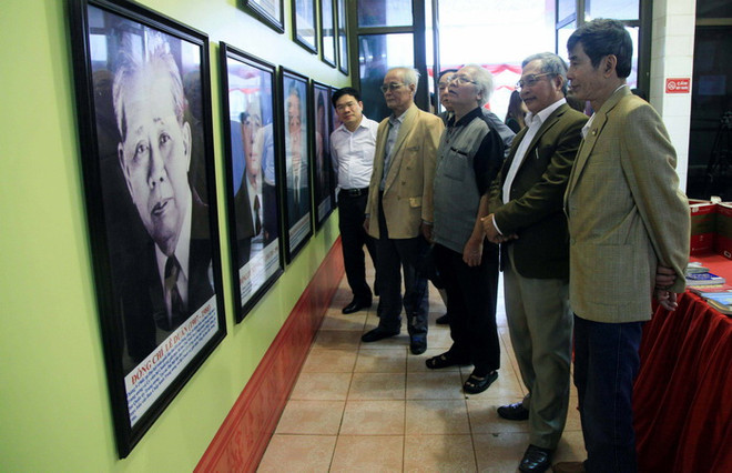 Triển lãm về Đảng Cộng sản Việt Nam và Quốc hội Việt Nam ảnh 1