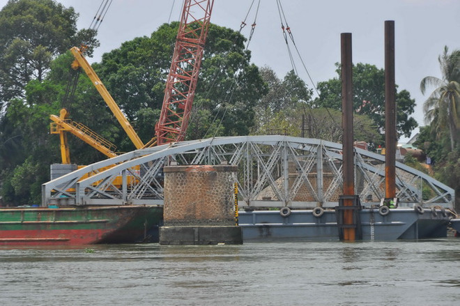 Vụ sập cầu Ghềnh: Phấn đấu khôi phục vượt tiến độ ảnh 1