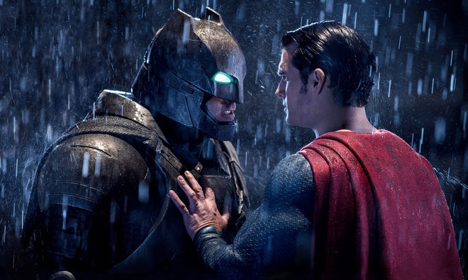Doanh thu của Batman vs. Superman giảm kỷ lục trong tuần thứ 2 ảnh 1