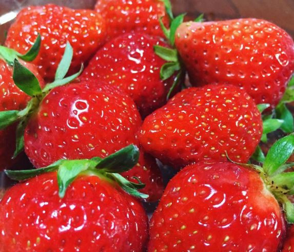 6 loại thực phẩm giúp đẹp dáng, mịn da trong mùa Hè ảnh 1