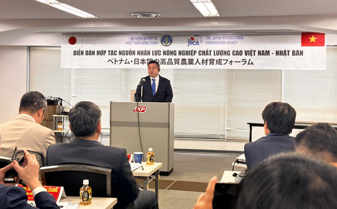 Ông Shimokawa Takao, Giám đốc Ban Phát triển kinh tế JICA phát biểu tại Diễn đàn. (Ảnh: Nguyễn Tuyến/TTXVN) ttxvn_jica.jpg