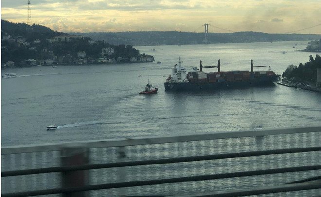 Tàu chở hàng gặp tai nạn tại eo biển Bosphorus của Thổ Nhĩ Kỳ ảnh 1