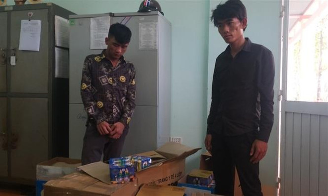 Bình Phước: Phát hiện vụ vận chuyển trái phép gần 200kg pháo ảnh 1