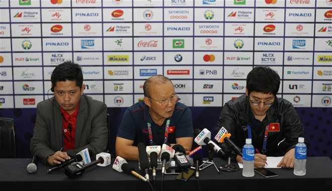 HLV Park Hang-seo lý giải về việc chọn Văn Toản thay Tiến Dũng ảnh 1