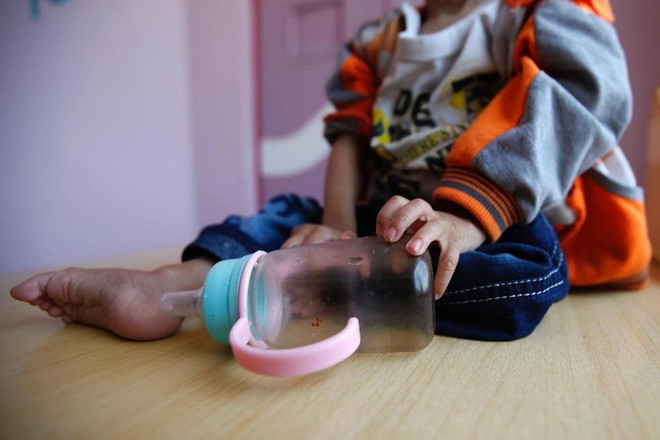 Bạn sẽ rớt nước mắt khi xem những hình ảnh này về Yemen ảnh 8