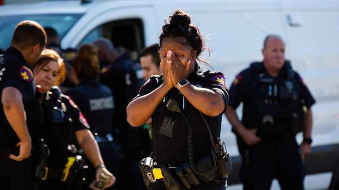 Mỹ: Xả súng bên ngoài một quán bar ở Texas, 1 cảnh sát thiệt mạng ảnh 1