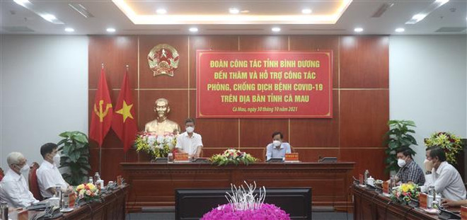 Bình Dương chia sẻ kinh nghiệm, hỗ trợ Cà Mau chống dịch COVID-19 ảnh 1