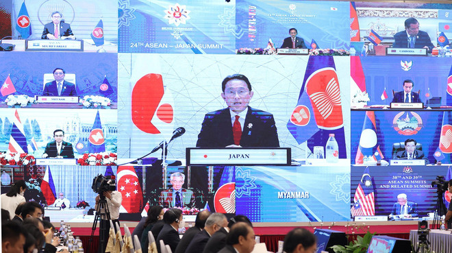 Trưởng đoàn các nước ASEAN và Nhật Bản tham dự Hội nghị cấp cao ASEAN-Nhật Bản lần thứ 24 theo hình thức trực tuyến. (Ảnh: Dương Giang/TTXVN) Malaysia đánh giá cao sự hỗ trợ của Nhật Bản trong đại dịch COVID-19 ảnh 1