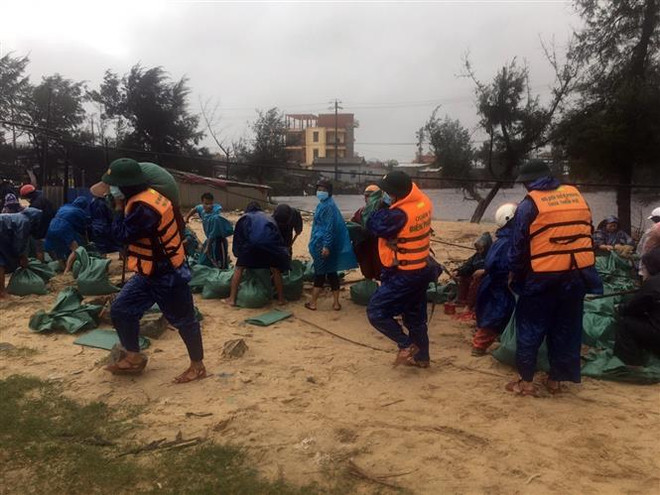 Mưa trên diện rộng, Thừa Thiên-Huế có nguy cơ xảy ra lũ quét, sạt lở ảnh 1