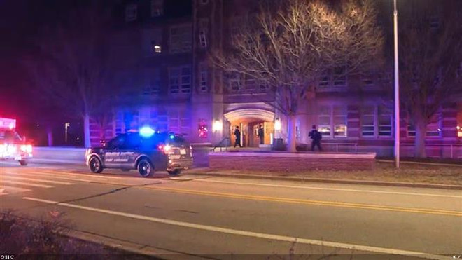 Xả súng tại Đại học bang Michigan: Hung thủ đã tự sát trước khi bị bắt ảnh 1