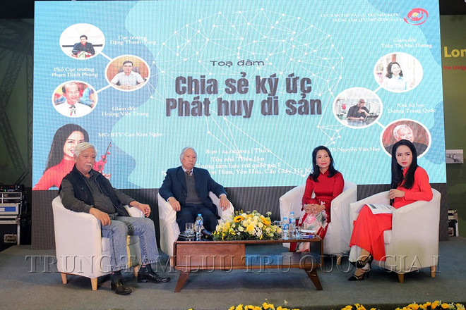 Các diễn giả tham dự buổi tọa đàm. (Nguồn: Trung tâm Lưu trữ quốc gia I) Chia sẻ ký ức là cách tốt nhất để phát huy giá trị của di sản ảnh 1