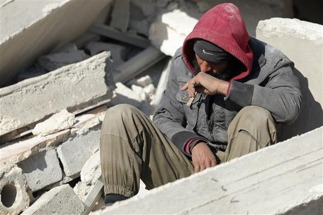 Các khách sạn mở cửa miễn phí đón những người sống sót sau động đất ảnh 2