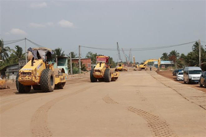 Đẩy nhanh việc triển khai công trình, dự án giao thông trọng điểm ảnh 1