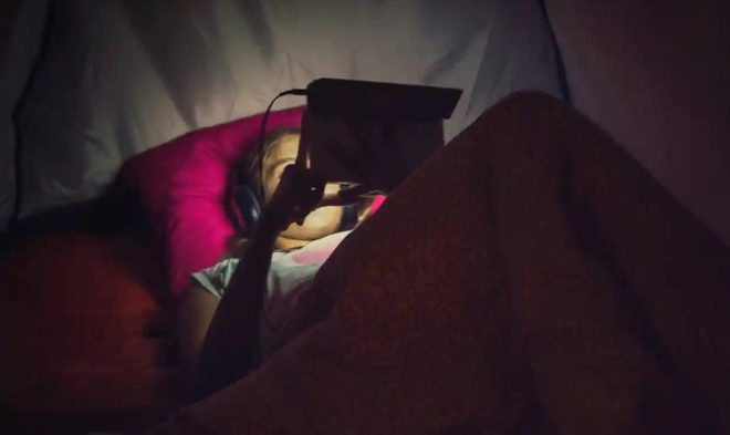 Anh báo động về tình trạng trẻ em xem phim khiêu dâm bạo lực ảnh 1