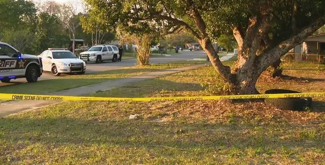 Mỹ: Phóng viên bị bắn khi đưa tin về nổ súng ở bang Florida ảnh 1